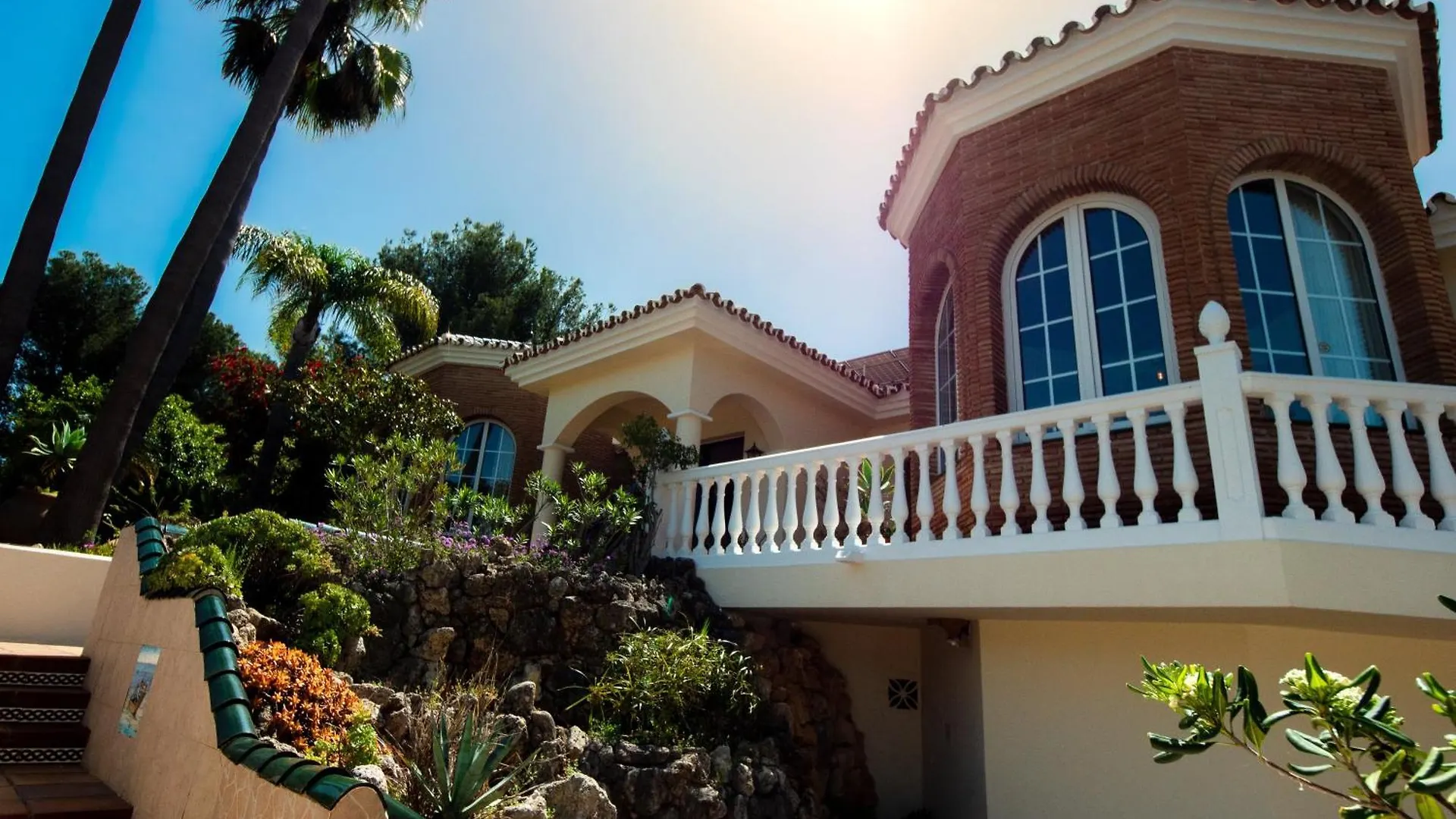 Santa Fe de los Boliches Luxury Villa Overlooking Fuengirola - Ref 86