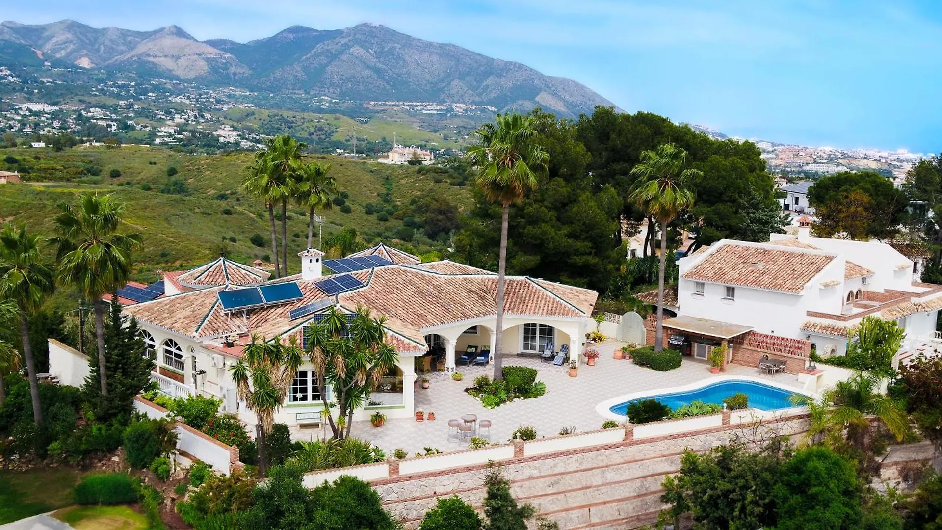Santa Fe de los Boliches Luxury Villa Overlooking Fuengirola - Ref 86 0*, Santa Fe de los Boliches ספרד